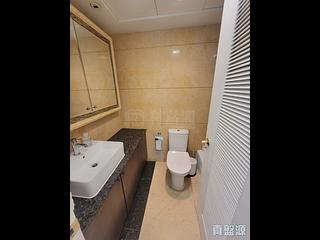 West Kowloon - The Arch Moon Tower (Block 2A) 17