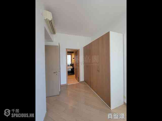 West Kowloon - The Cullinan (Tower 21 Zone 5 Star Sky) 11