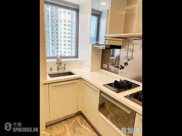 West Kowloon - The Cullinan (Tower 21 Zone 5 Star Sky) 14