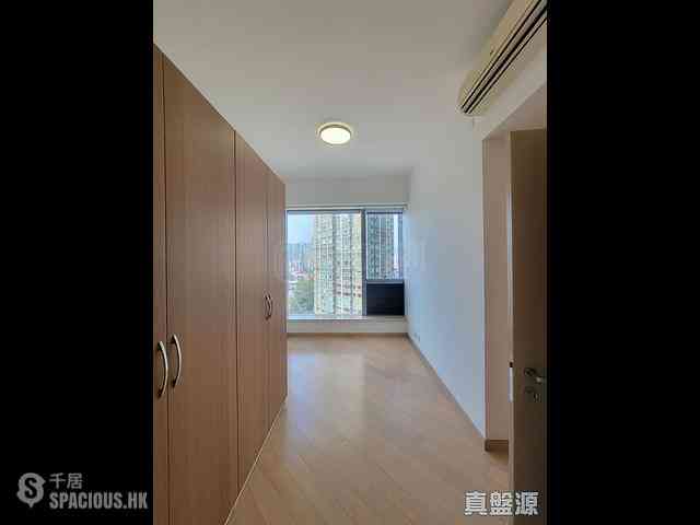 West Kowloon - The Cullinan (Tower 21 Zone 5 Star Sky) 07