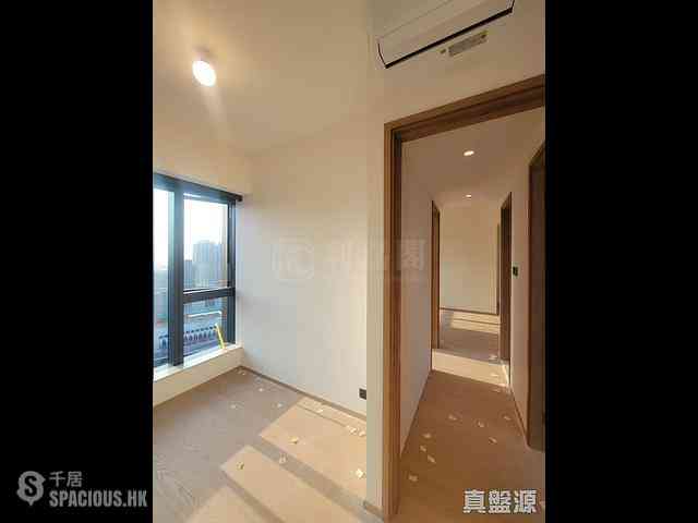Jordan - Topside Residences 08