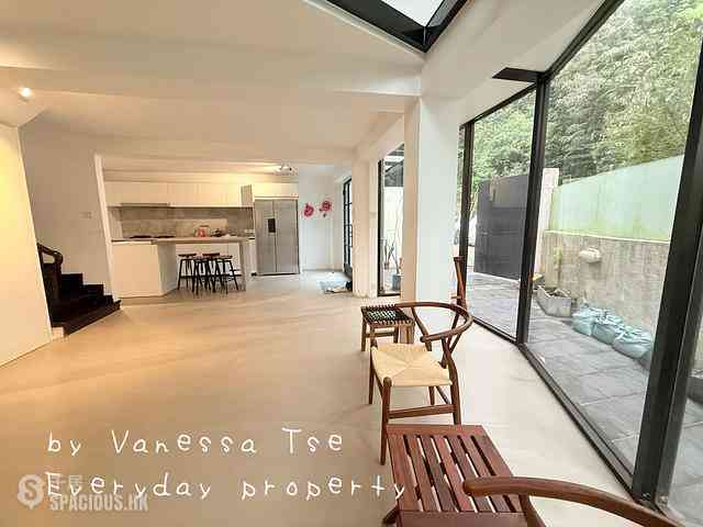 Sai Kung - Spanish Villa 02