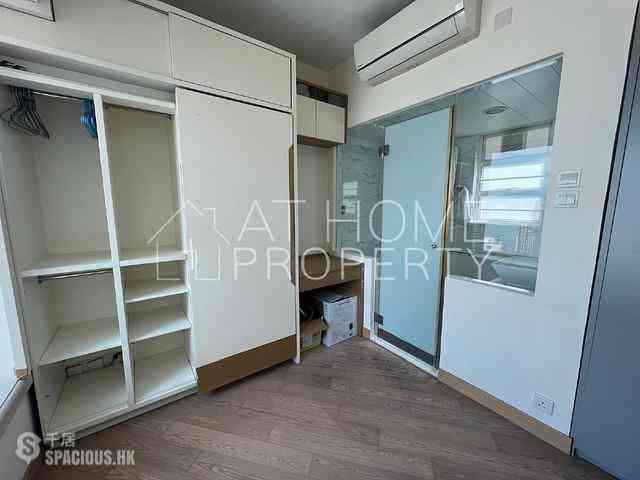 Sai Ying Pun - Reading Place 04