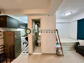 Sai Ying Pun - Fung Yu Building 02