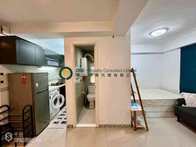 Sai Ying Pun - Fung Yu Building 02