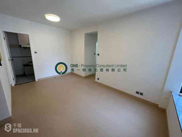 Sai Ying Pun - Kwong Fung Terrace 02