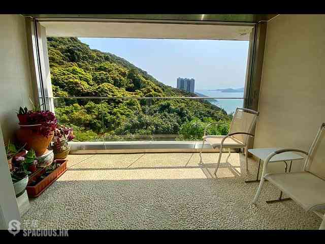 Repulse Bay - Sea Cliff Mansions 01