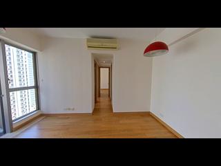 Sai Ying Pun - Island Crest Block 2 04
