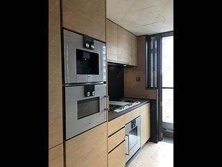 Mid Levels Central - Arezzo 12