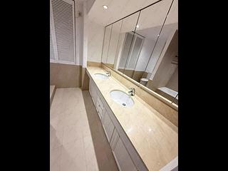 Mid Levels Central - Grenville House 12