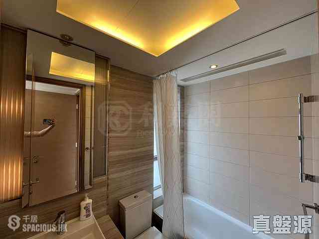 Sai Ying Pun - Island Crest Block 1 04