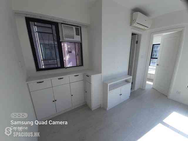 Mid Levels West - Wilton Place 01