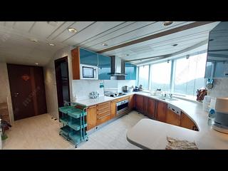 Stubbs Road - Highcliff 04