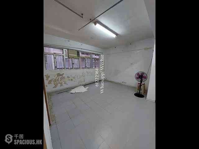 Sheung Wan - 14, Hillier Street 14