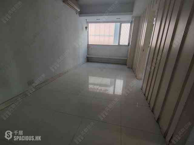 Causeway Bay - Yee On Building 05