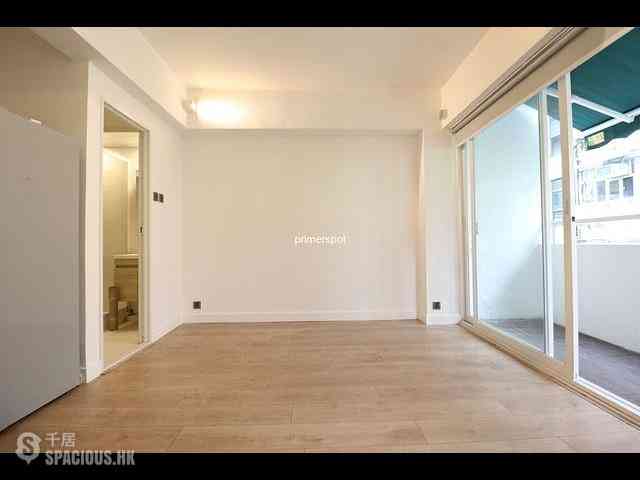 Central - 28-32, Gough Street 09
