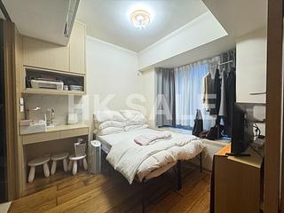 Mid Levels Central - Gramercy 04