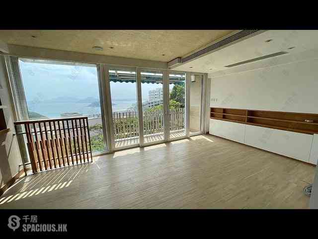 Chung Hom Kok - Hillgrove Block A 01