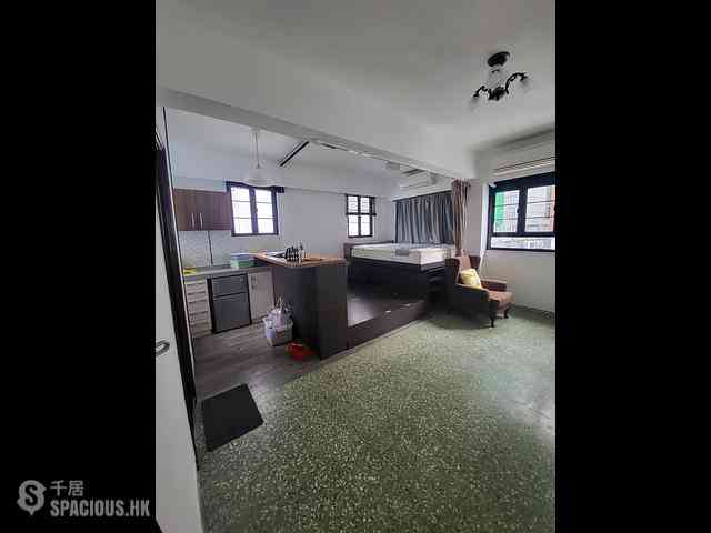 Central - 77-81, Hollywood Road 06