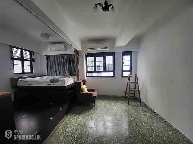 Central - 77-81, Hollywood Road 07