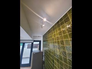 Central - 77-81, Hollywood Road 08