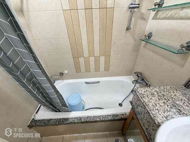 Tung Chung - Caribbean Coast Phase 2 Albany Cove 13
