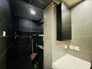 Wan Chai - Phoenix Court Block 3 14