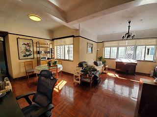 Mid Levels Central - Hong Lok Mansion 03