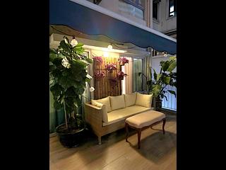 Ap Lei Chau - Lee Fat Mansion 10