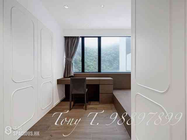 Mid Levels Central - May Tower Block 1 14