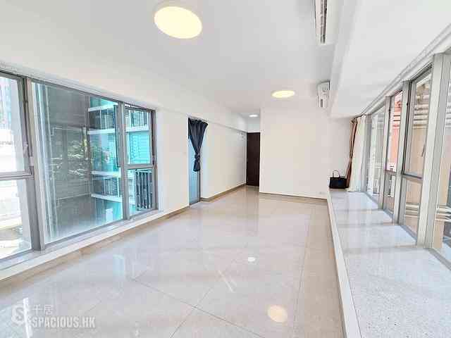 Causeway Bay - Diva 01