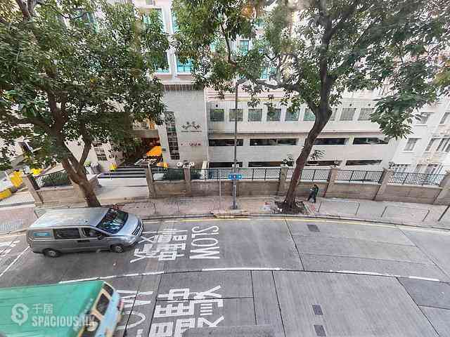 Mid Levels West - Fook Wah Mansions 15