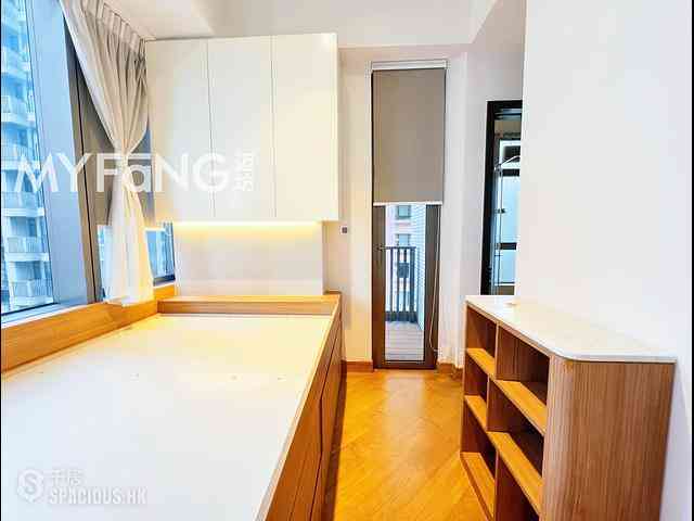 Causeway Bay - Jones Hive 05