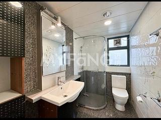 Mid Levels West - 80 Robinson Road 06