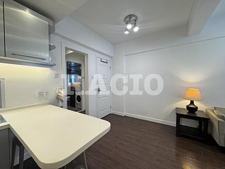 Poho - 170-172, Hollywood Road 05