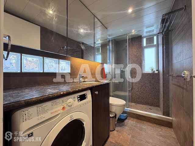 Poho - 170-172, Hollywood Road 07