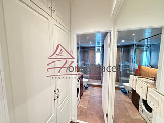 Poho - 170-172, Hollywood Road 06