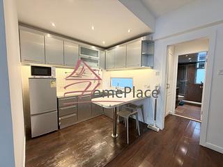 Poho - 170-172, Hollywood Road 02