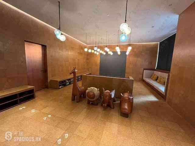 Sai Ying Pun - Bohemian House 01