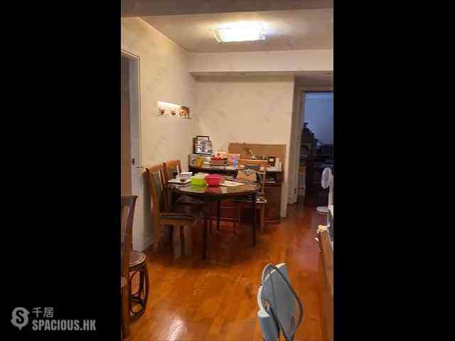 Wan Chai - Phoenix Court Block 5 05