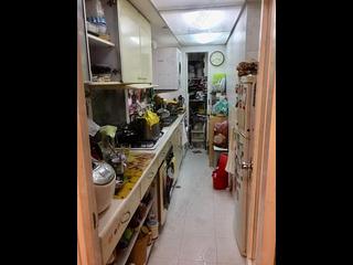 Wan Chai - Phoenix Court Block 5 09