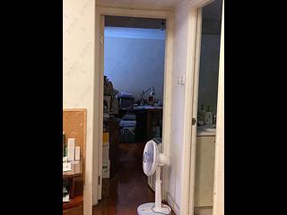 Wan Chai - Phoenix Court Block 5 12