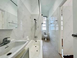 Mid Levels Central - Best View Court Block 68, Macdonnell Road 10