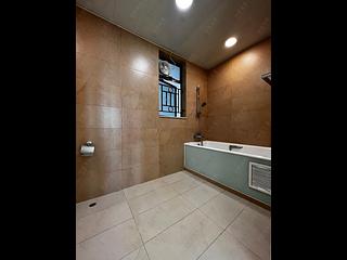 Shek Tong Tsui - The Belcher's Phase 1 Block 3 08