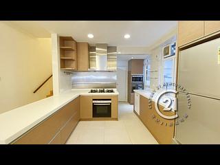 Discovery Bay - Discovery Bay Phase 1 Beach Village Seahorse Lane 06