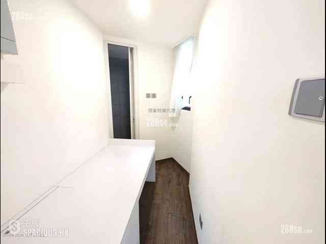 Tai Hang - C.C. Lodge 06