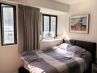 Mid Levels Central - Jadestone Court 03