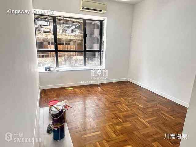 Mid Levels Central - Elegant Terrace 04