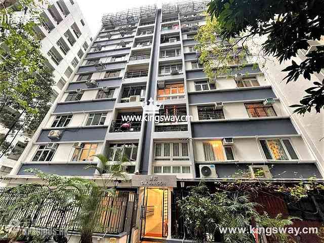 Mid Levels Central - Tak Mansion 01