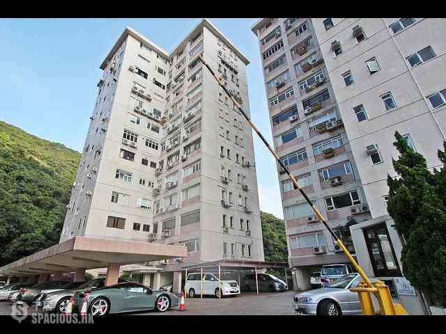 Repulse Bay - Sea Cliff Mansions 02